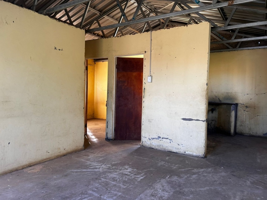 2 Bedroom Property for Sale in Bloemside 5 Free State